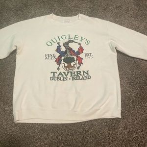 Quigleys tavern, Ireland crewneck